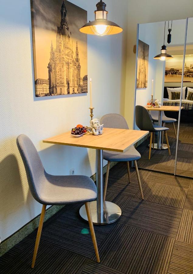 Restaurant Und Pension Zur Puppenstube Stolpen Εξωτερικό φωτογραφία